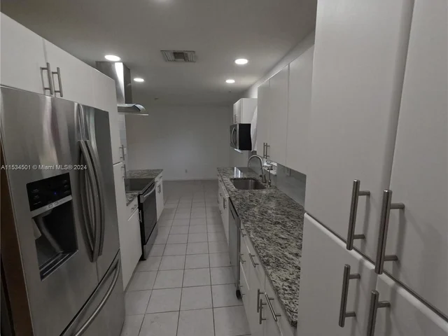 5344 Inwood Dr, Delray Beach FL 33484