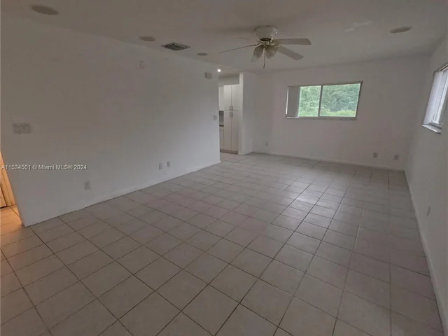 5344 Inwood Dr, Delray Beach FL 33484