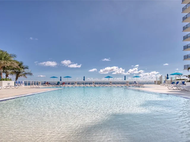 2751 S Ocean Dr # 1706S, Hollywood FL 33019