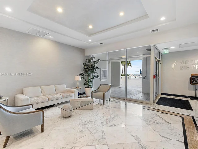 2751 S Ocean Dr # 1706S, Hollywood FL 33019