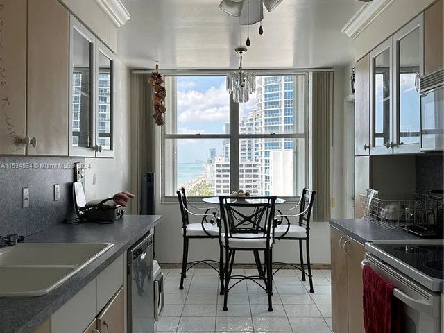 2751 S Ocean Dr # 1706S, Hollywood FL 33019