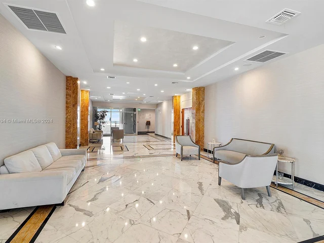 2751 S Ocean Dr # 1706S, Hollywood FL 33019