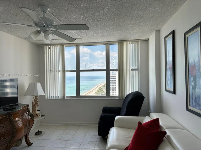 2751 S Ocean Dr # 1706S, Hollywood FL 33019