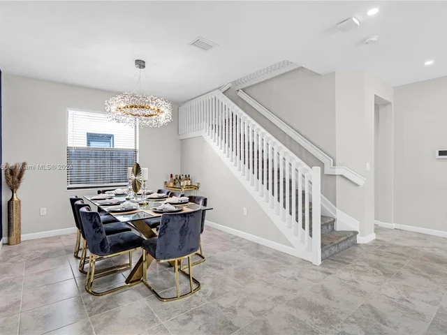 21016 NE 2nd Ct, Miami FL 33179