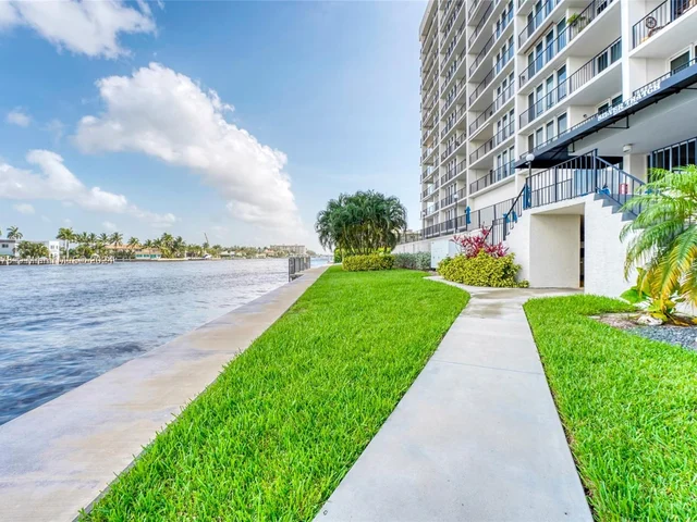 521 N Riverside Dr # 506, Pompano Beach FL 33062