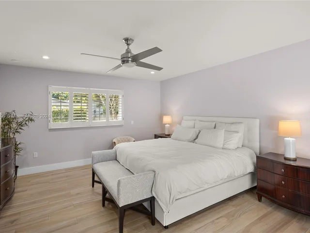 12205 SW 69th Pl, Pinecrest FL 33156