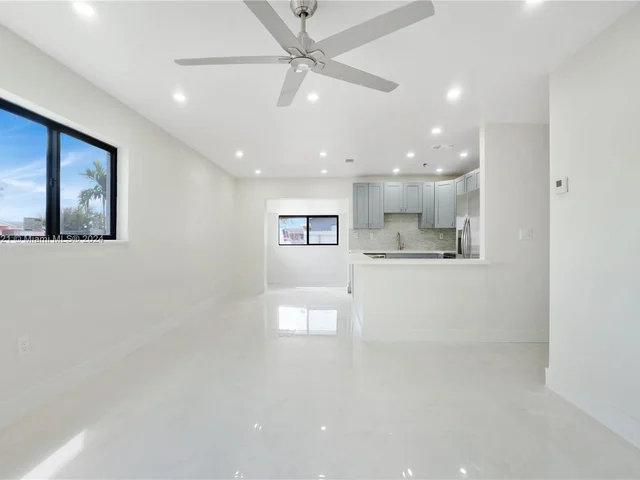 20510 NW 33rd Pl, Miami Gardens FL 33056