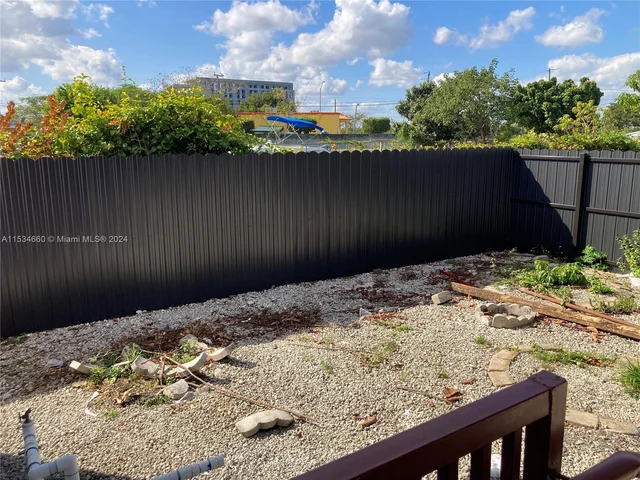 11475 SW 214th St, Miami FL 33189