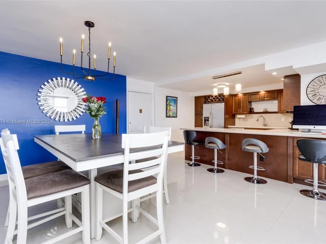 1501 S Ocean Dr # 1205, Hollywood FL 33019