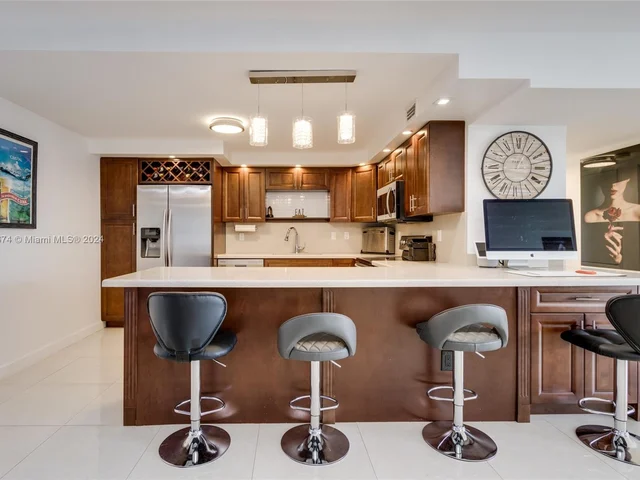 1501 S Ocean Dr # 1205, Hollywood FL 33019