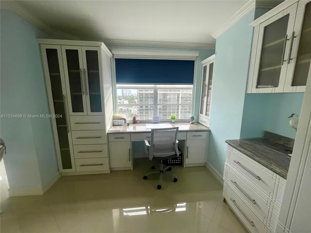 1985 S Ocean Dr # 12Q, Hallandale Beach FL 33009