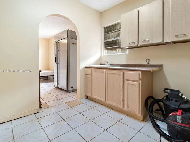 15621 SW 300th St, Homestead FL 33033