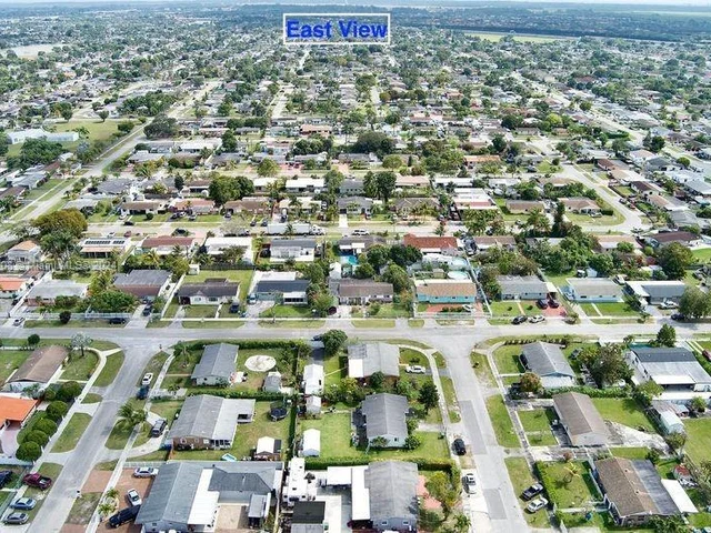 15621 SW 300th St, Homestead FL 33033