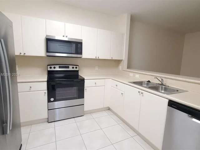 3976 SW 157th Ave # 219, Miramar FL 33027