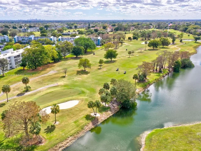 7800 NW 18th St # 208, Margate FL 33063