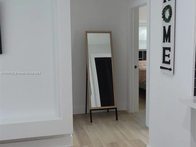 6650 Park St, Hollywood FL 33024