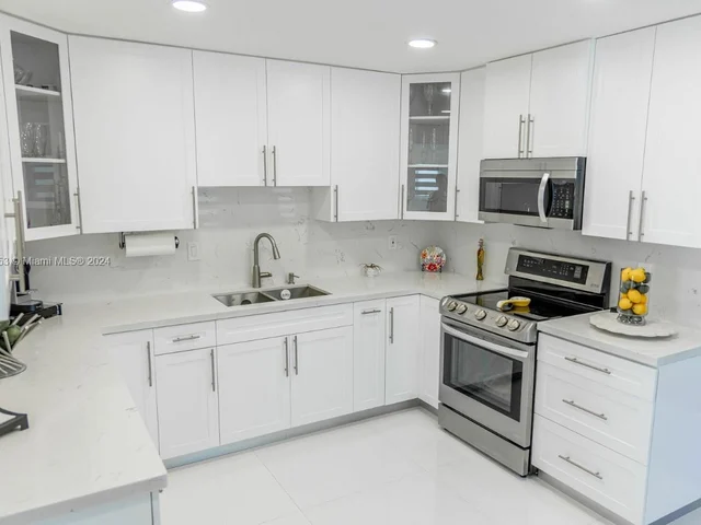 14451 SW 158th St, Miami FL 33177