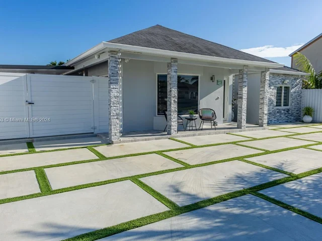 14451 SW 158th St, Miami FL 33177