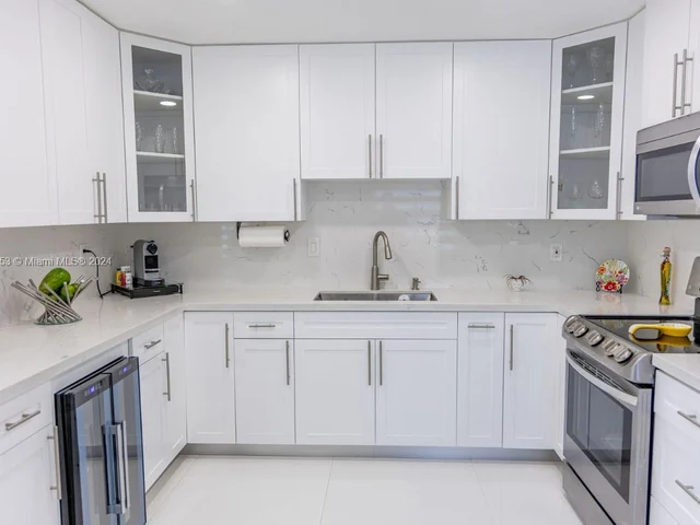 14451 SW 158th St, Miami FL 33177