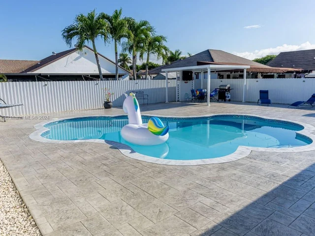 14451 SW 158th St, Miami FL 33177