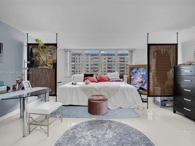 251 174th St # 1810, Sunny Isles Beach FL 33160