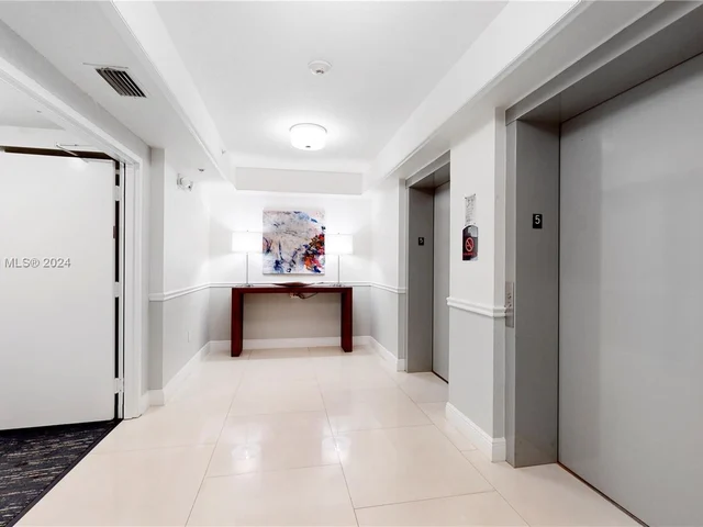 3530 SW 22nd St # 504, Miami FL 33145