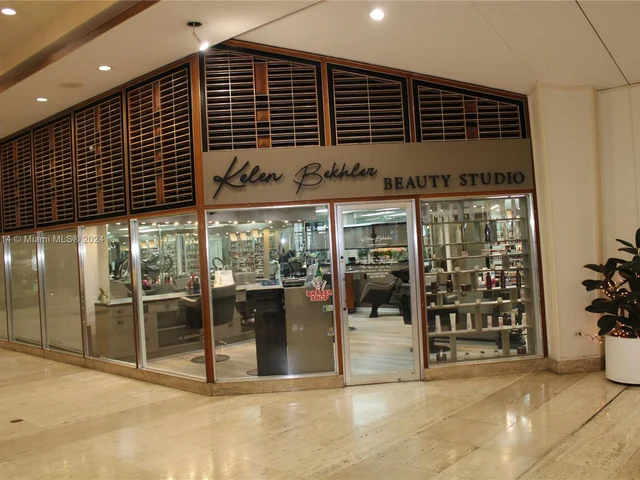 825 Brickell Bay Dr # 847, Miami FL 33131