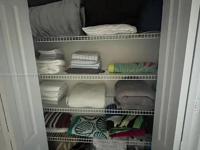 1380 CORONADO RD, Weston FL 33327