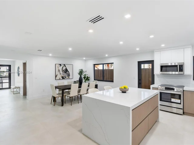 420 SW 19th Rd, Miami FL 33129