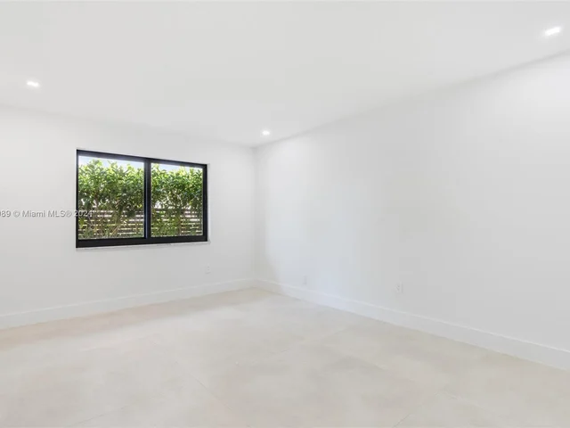 420 SW 19th Rd, Miami FL 33129