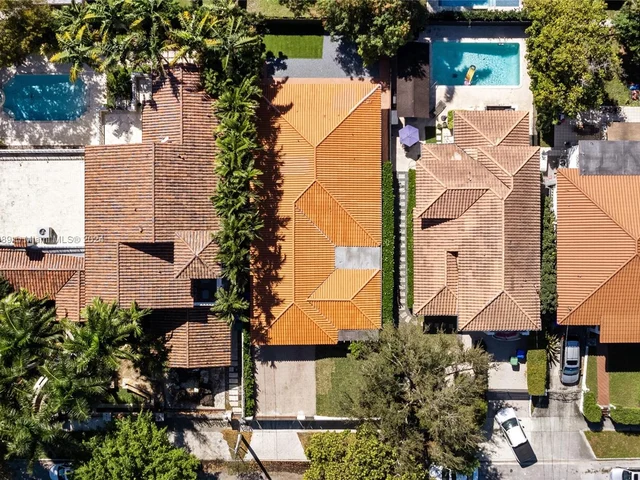 420 SW 19th Rd, Miami FL 33129