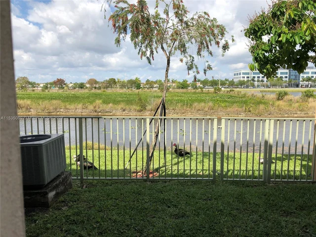 1006 SW 144th Ave # 603, Pembroke Pines FL 33027