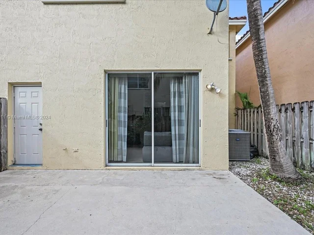 17064 SW 33 # 17064, Miramar FL 33027