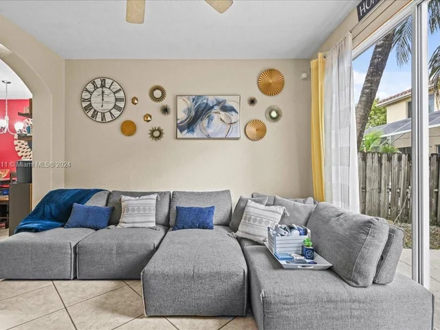 17064 SW 33 # 17064, Miramar FL 33027