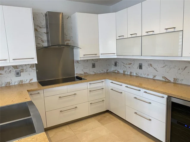 8551 NW 110th Ave, Doral FL 33178