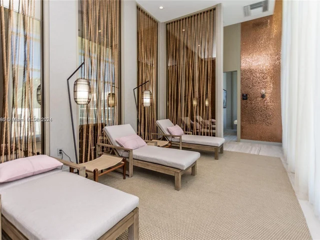 4010 S Ocean Dr # R2501, Hollywood FL 33019