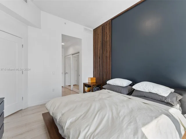 601 NE 27th St # 1806, Miami FL 33137