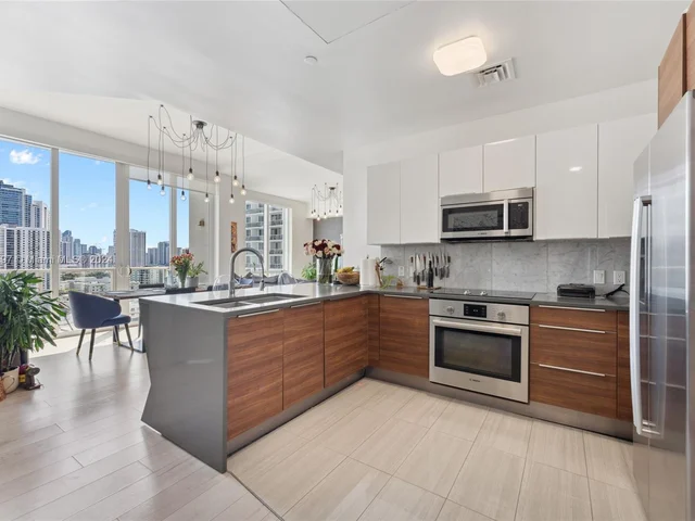 601 NE 27th St # 1806, Miami FL 33137