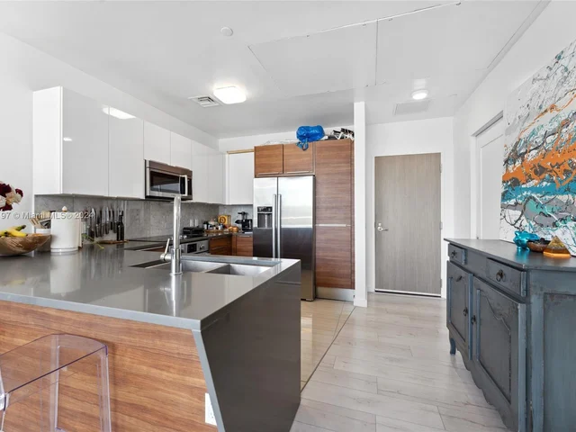 601 NE 27th St # 1806, Miami FL 33137