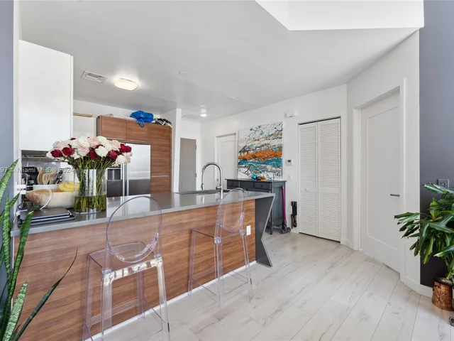 601 NE 27th St # 1806, Miami FL 33137