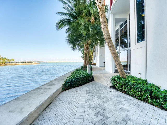 601 NE 27th St # 1806, Miami FL 33137