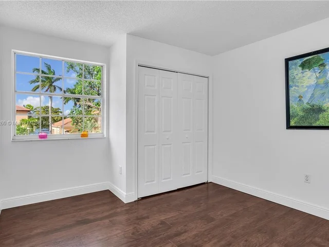 18104 NW 21st St, Pembroke Pines FL 33029