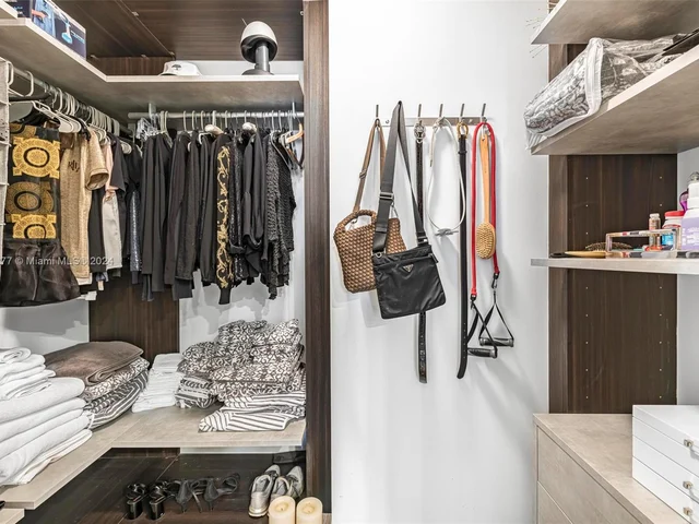 801 S Miami Ave # 1210, Miami FL 33130