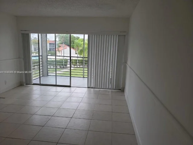 7435 Woodmont Ter # 202, Tamarac FL 33321