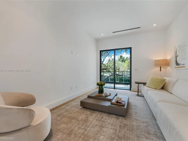 3401 Halissee St, Miami FL 33133