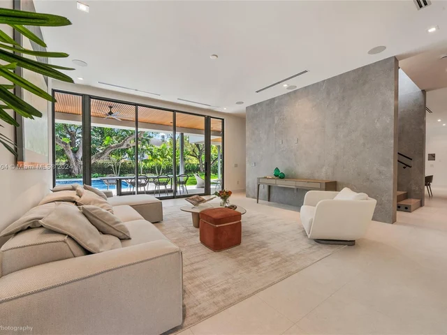 3401 Halissee St, Miami FL 33133