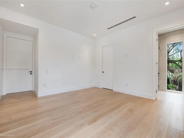 3401 Halissee St, Miami FL 33133