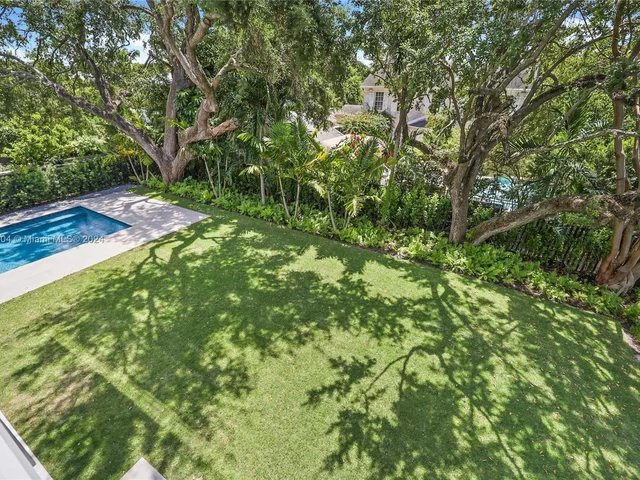 3401 Halissee St, Miami FL 33133