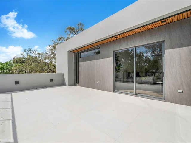 3401 Halissee St, Miami FL 33133