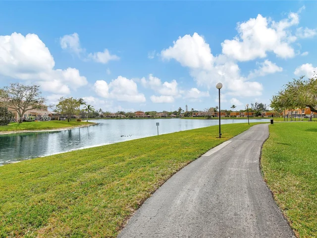 1415 SW 109th Way # 1415, Davie FL 33324